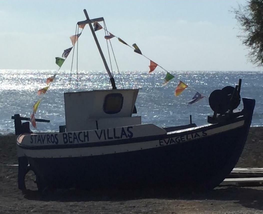 Stavros Beach Villas Perivolos  Esterno foto