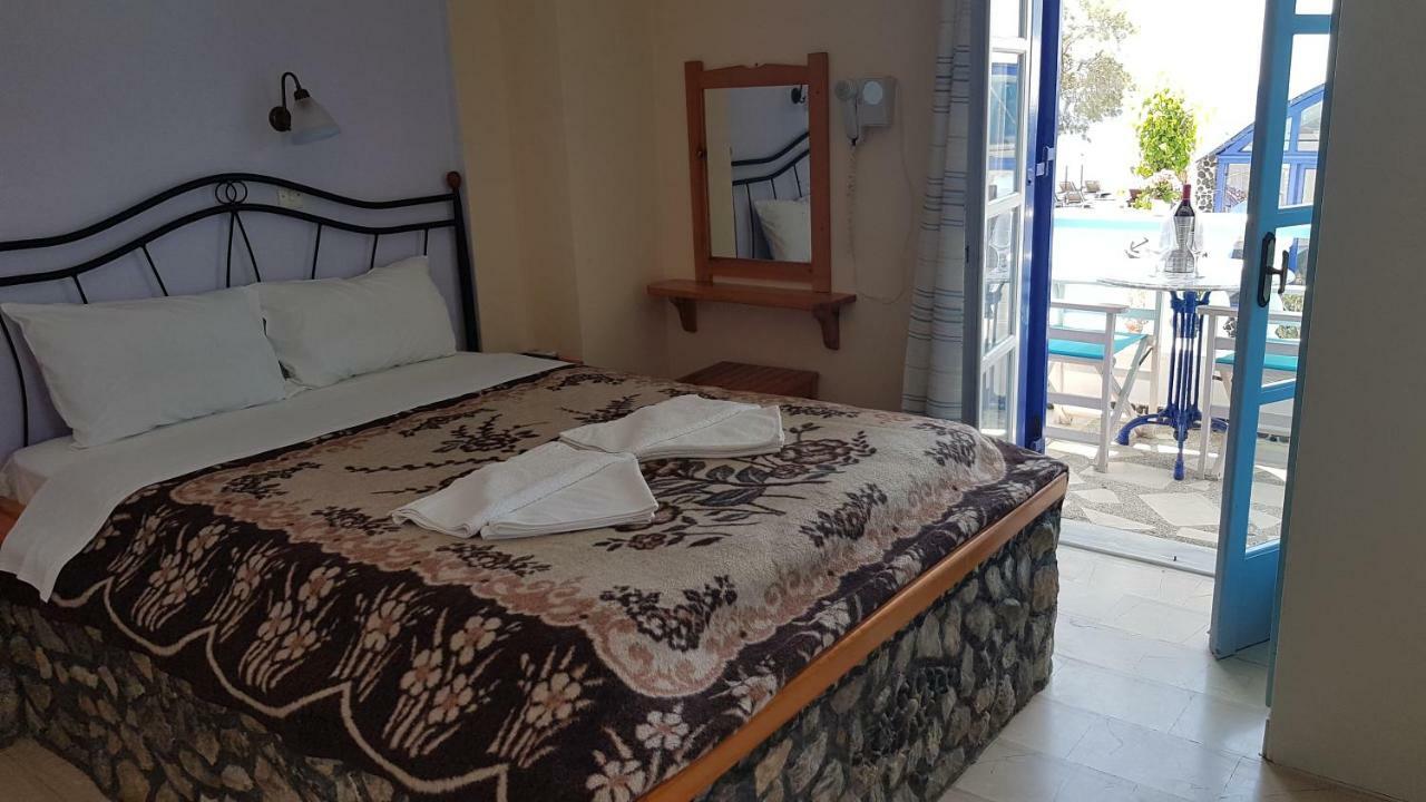 Stavros Beach Villas Perivolos  Esterno foto