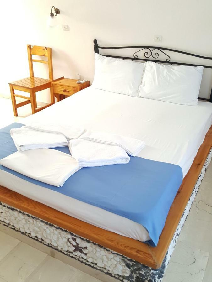 Stavros Beach Villas Perivolos  Esterno foto